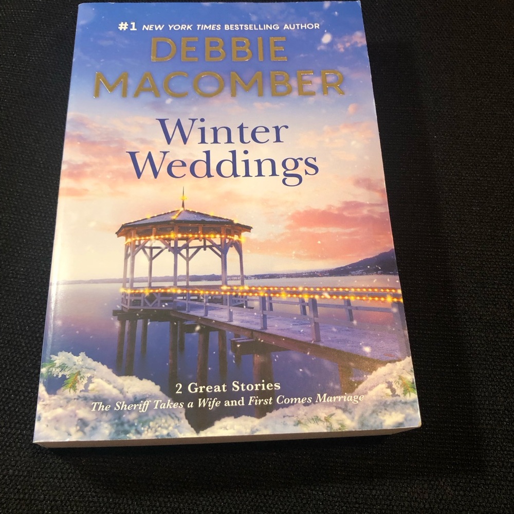 Debbie Macomber "Winter Weddings" Paperback Book - Blue/Purple Cover Book book